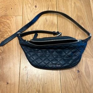Michael Kors hip bag
